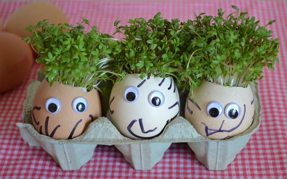 Easy Easter Makes for Kids: Crackin' Egg Heads