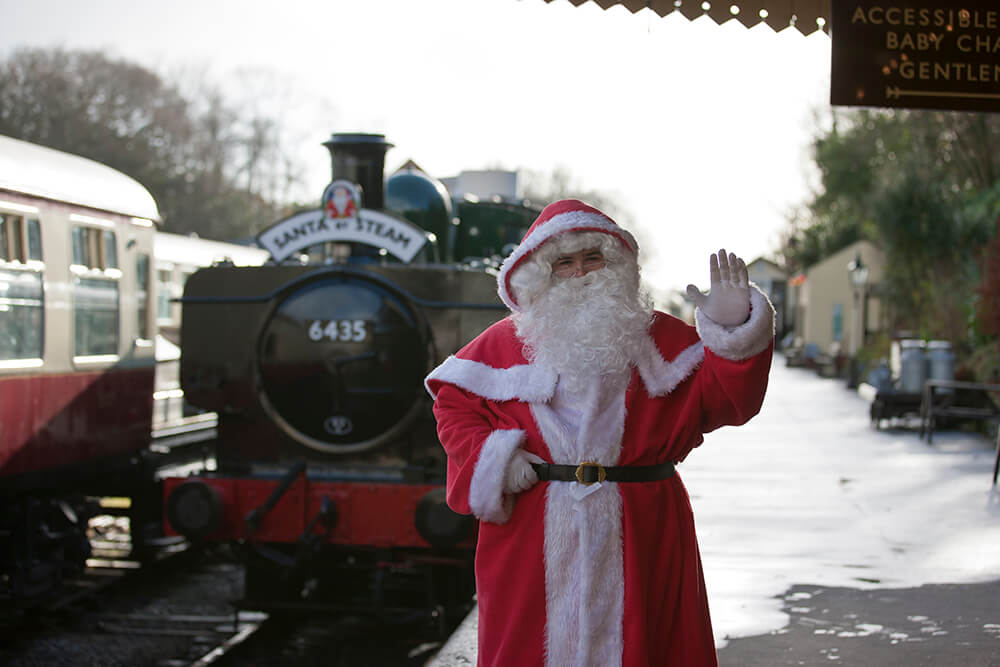 Cornwall Christmas events near our holiday cottages: Santa by Steam Bodmin & Wenford Railway