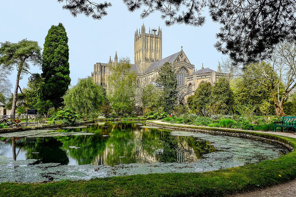 Top 10 things to do in the Mendips: Wells Cathedral