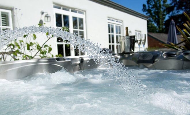 last minute summer holiday offers: Burrows, Devon
