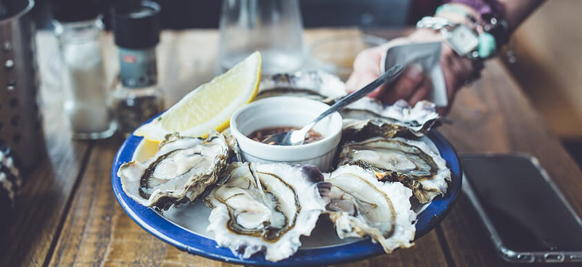 Essex Holiday: Plate of Oysters